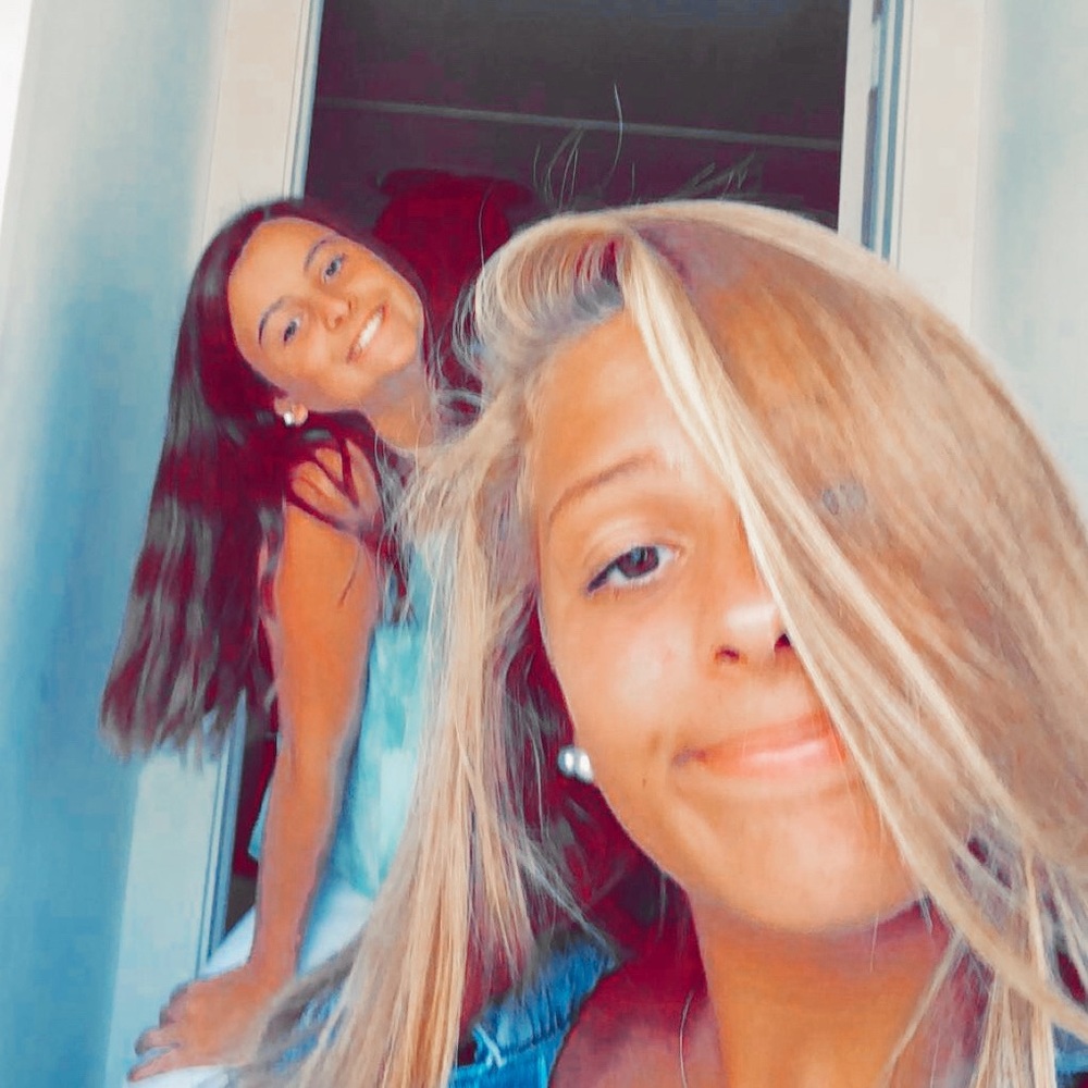 Meet your Posher, Molly